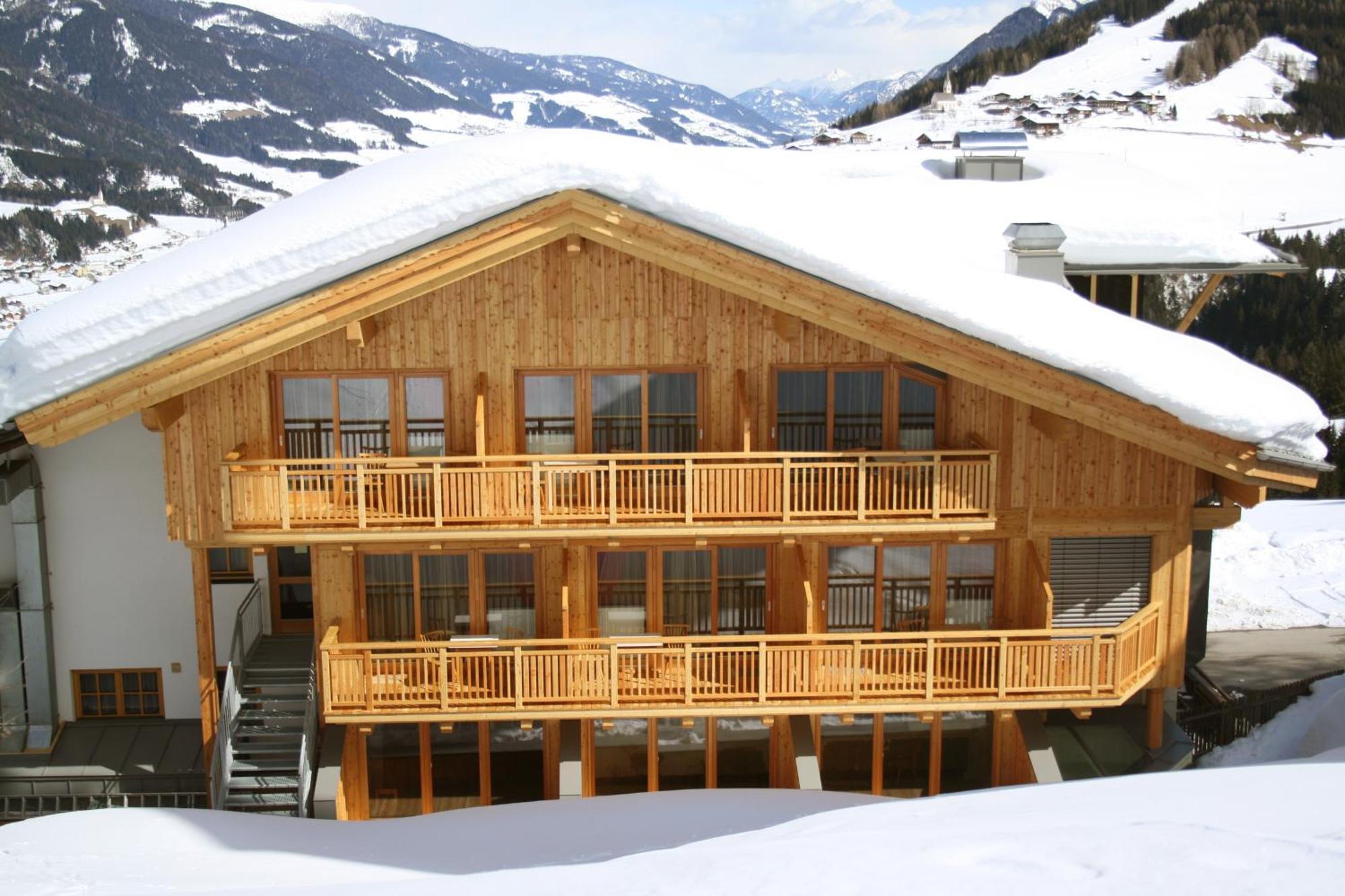 Hotel Schoene Aussicht Kartitsch Extérieur photo