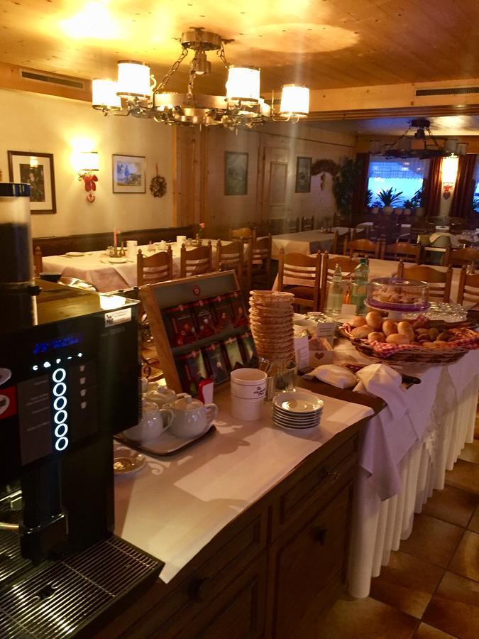 Hotel Schoene Aussicht Kartitsch Extérieur photo